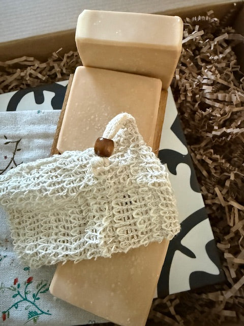 Honey’s Gentle Suds – Tallow and Honey Soap